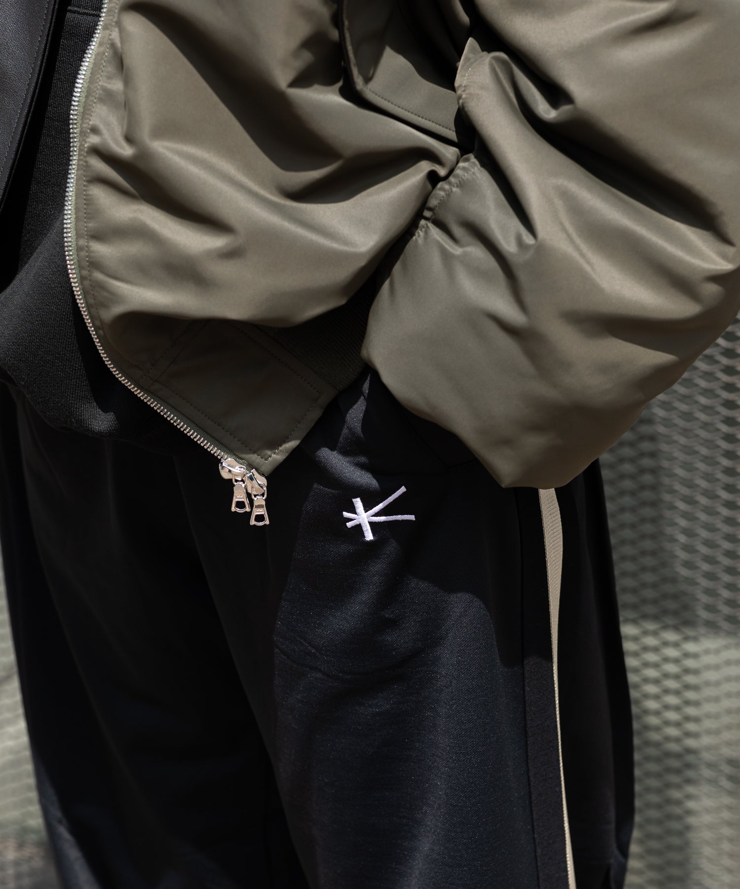 STYLING | KANEMASA PHIL.の ECONYL JERSEYのトラックパンツ – session