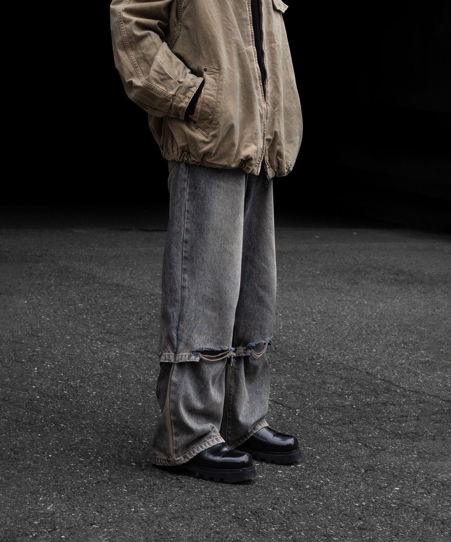 CODA デニム CODA / コーダ】GREY ACID WASH EXTENDED CUT LUFT JEANS - GREY ACID