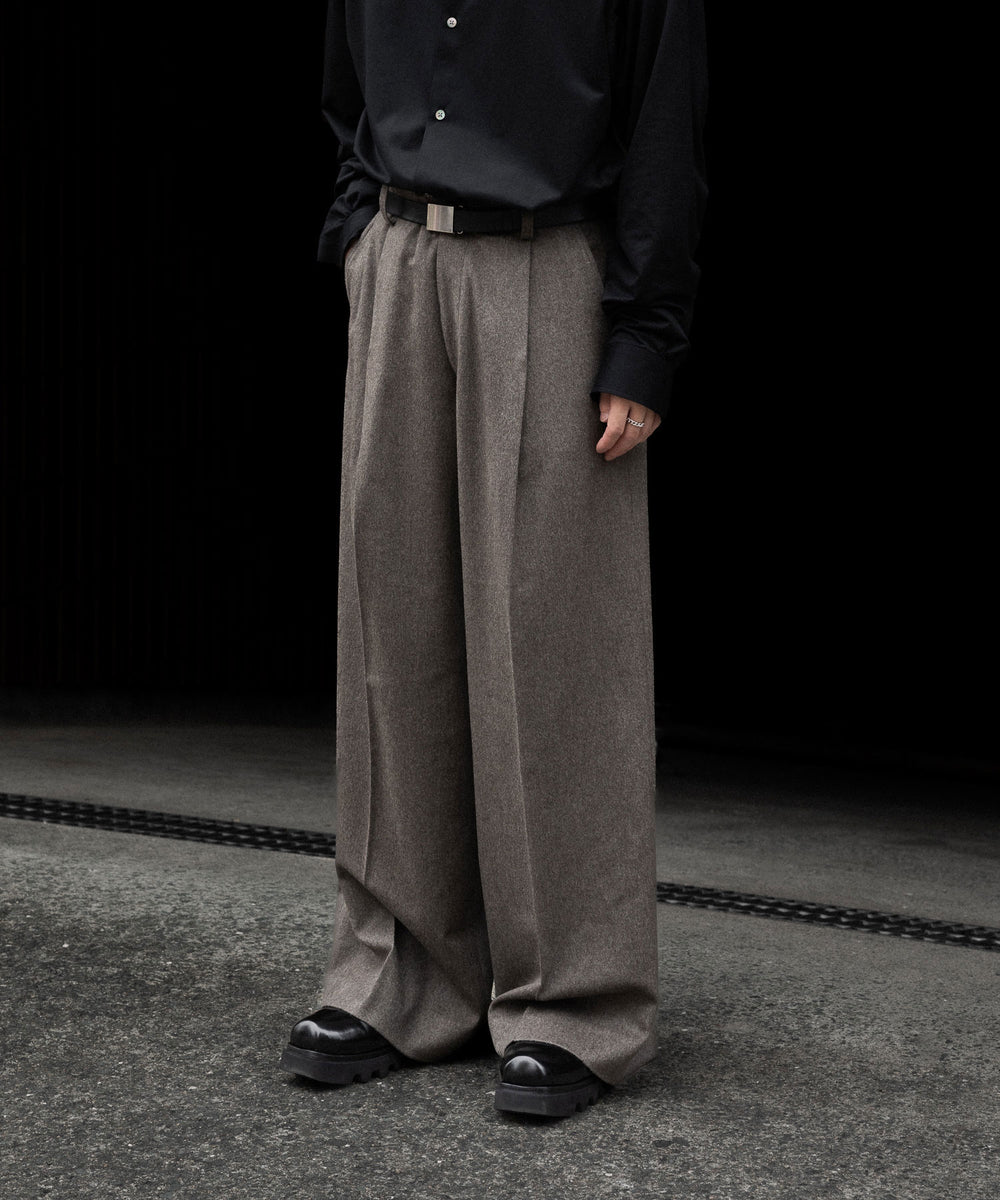 【ssstein】EXTRA WIDE TROUSERS TAUPE BEIGE ssstein / シュタイン】WOOL DOESKIN EXTRA WIDE TROUSERS - TAUPE