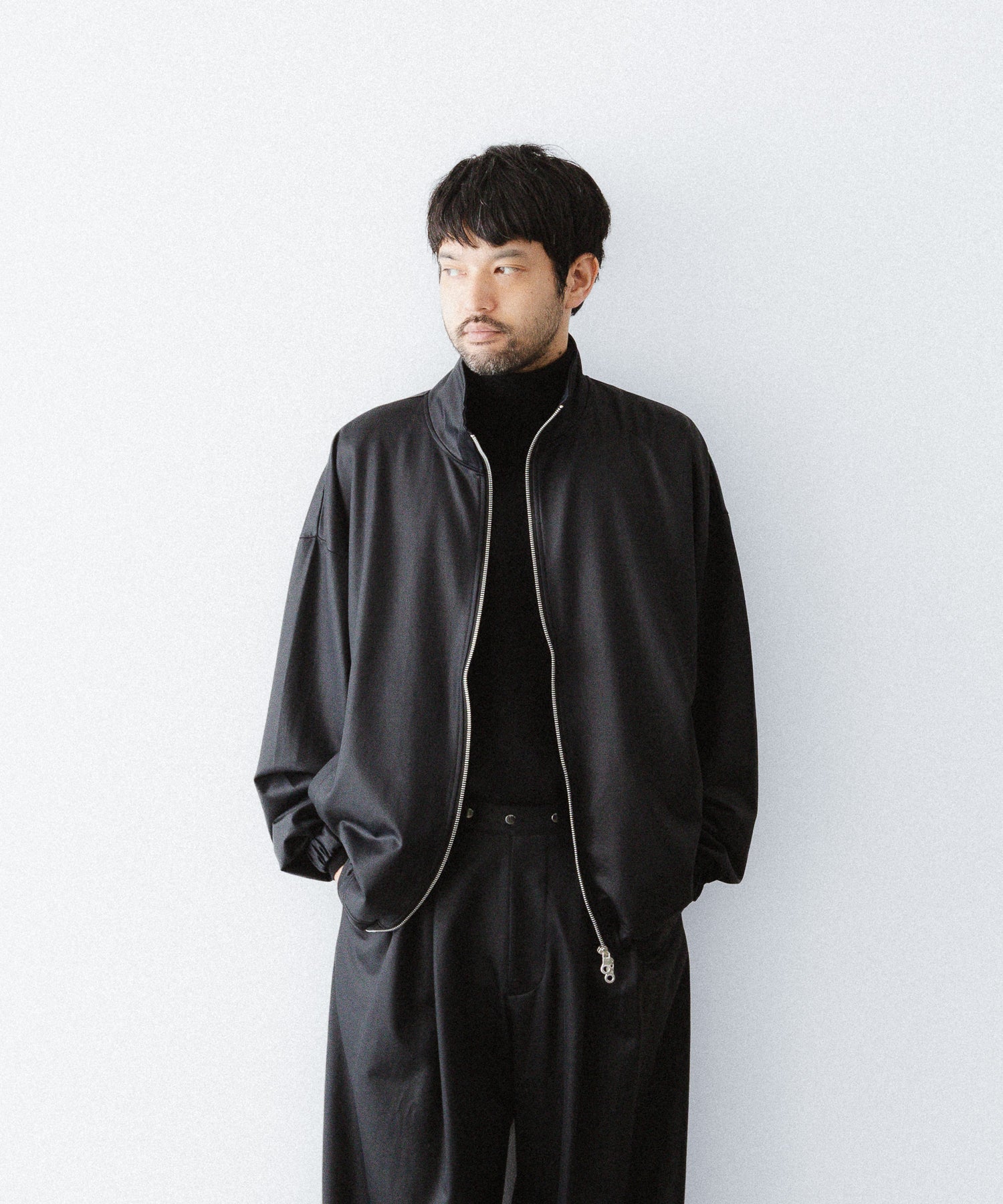 IM MEN COCOON ブラック サイズ2 KANEMASA PHIL.】36G ECONYL EMBOSSED BLOUSON - BLACK | 公式通販