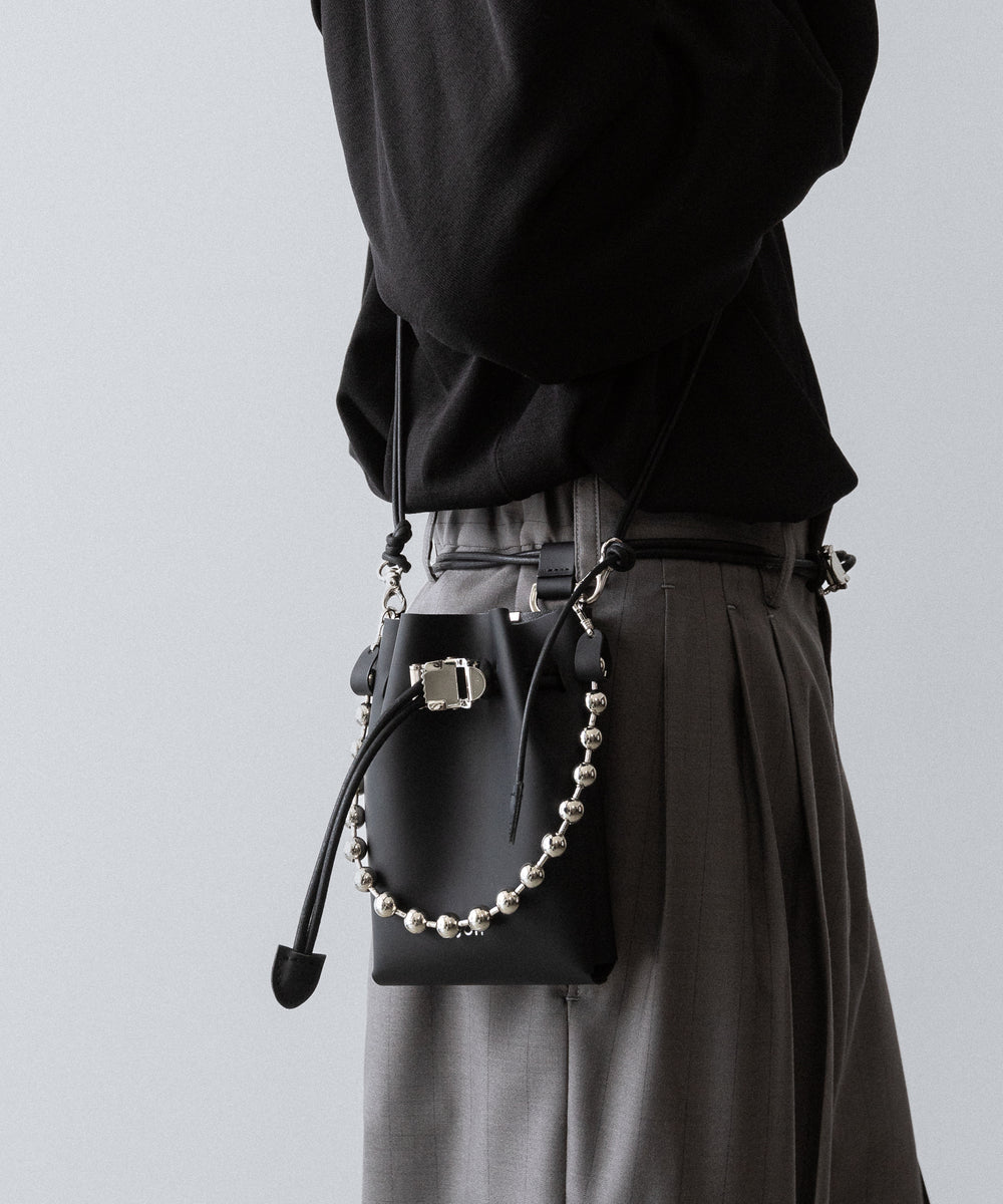 バッグ ujoh Ball chain Smartphone POACH Black 226A4144_7fc76c07-2d2c-423e-