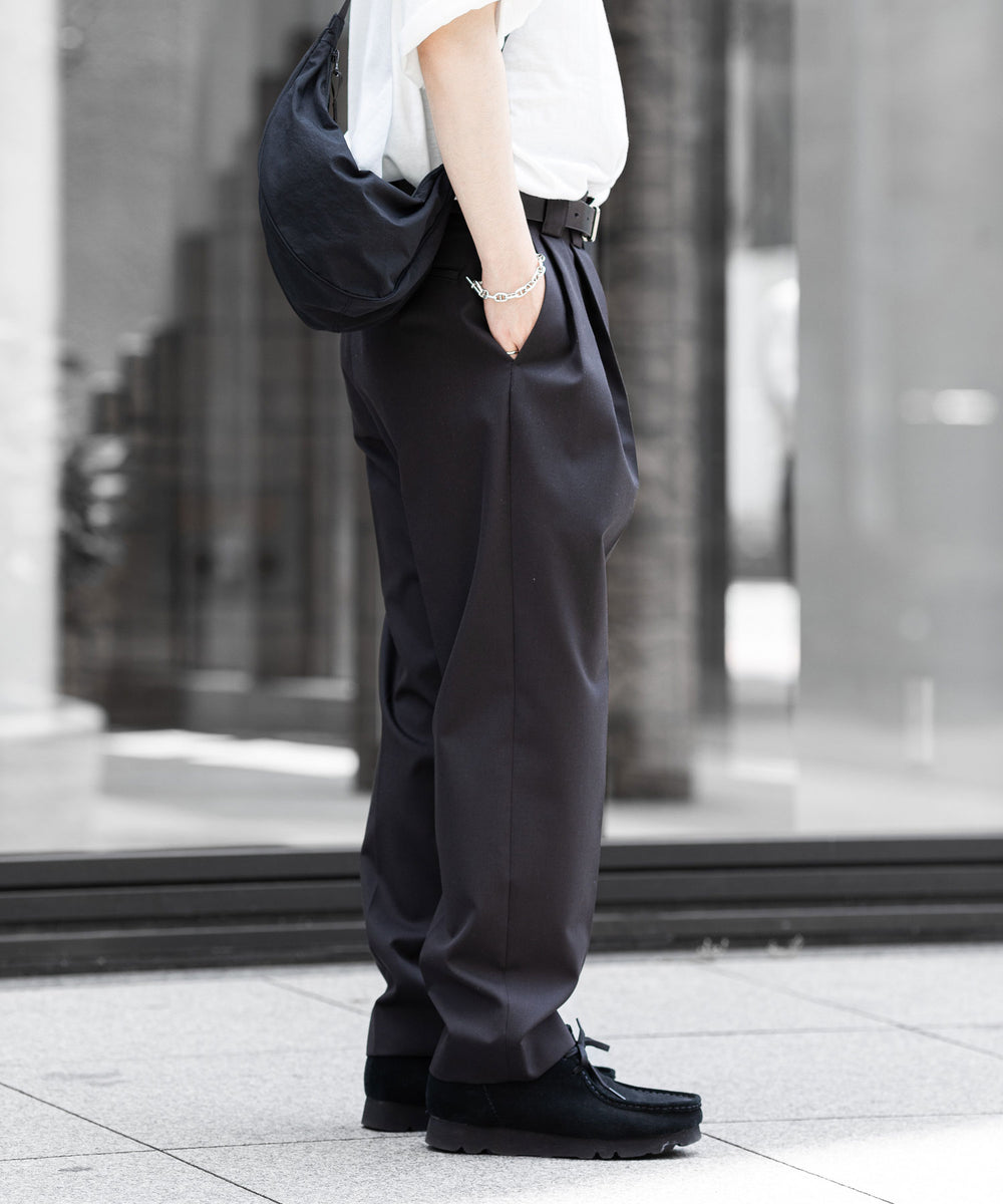 stein / シュタイン】DOUBLE WIDE TROUSERS - DARK CHARCOAL | 公式