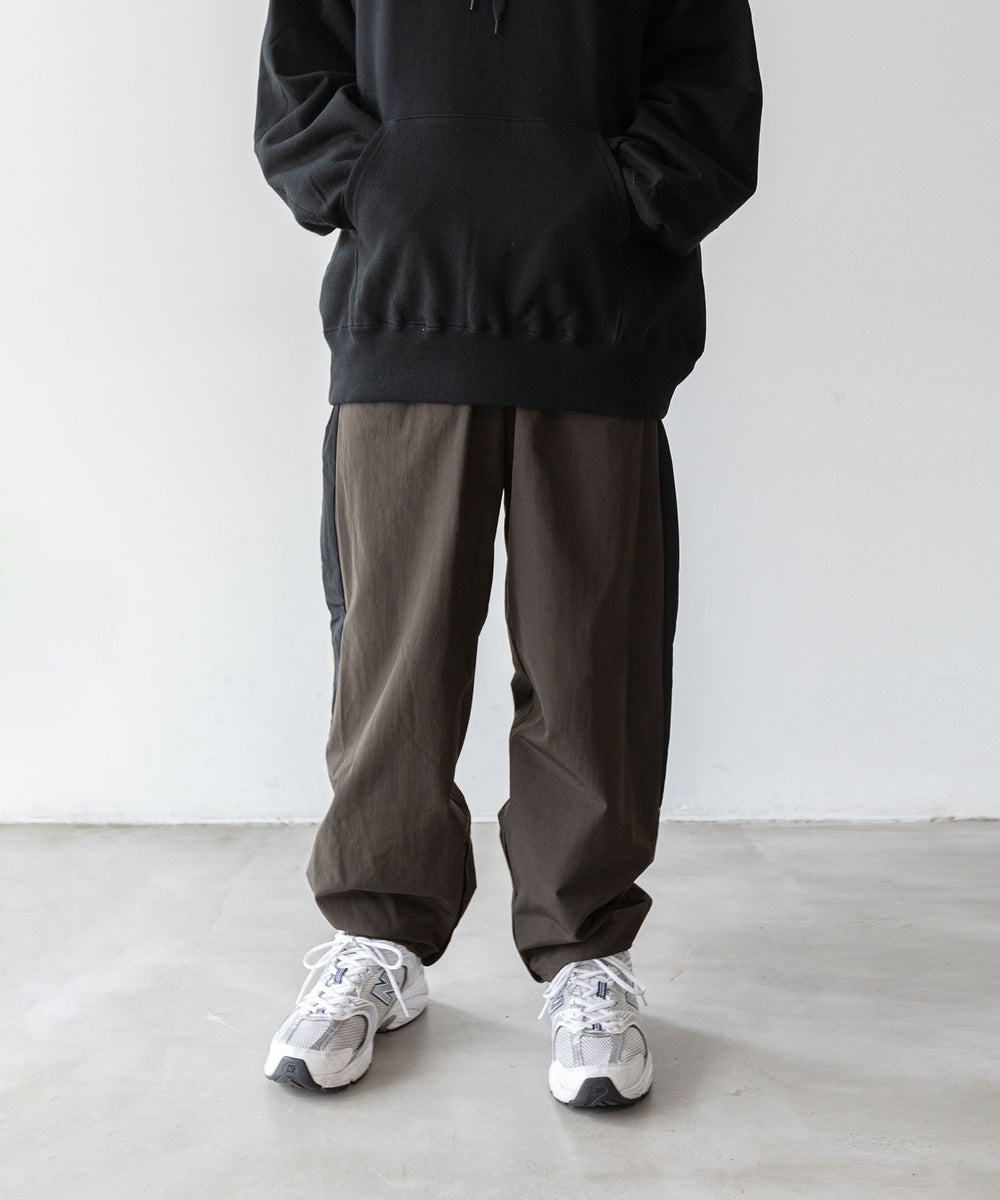 【stein / シュタイン】TRAINER'S TRACK EASY TROUSERS 