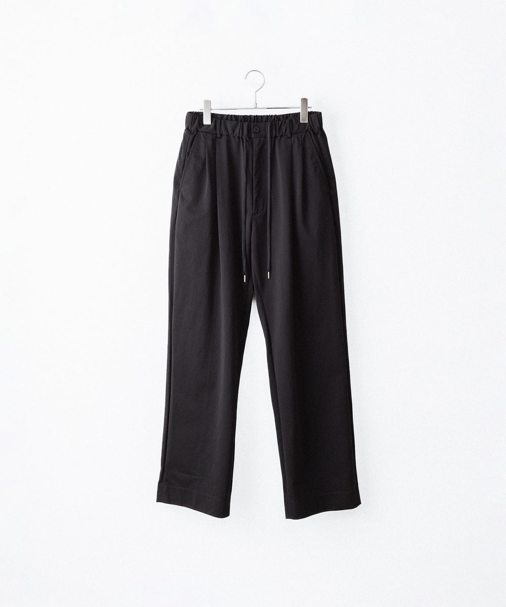 KANEMASA PHIL.】36G NYLON TUCK EASY PANTS - BLACK DYE | 公式通販