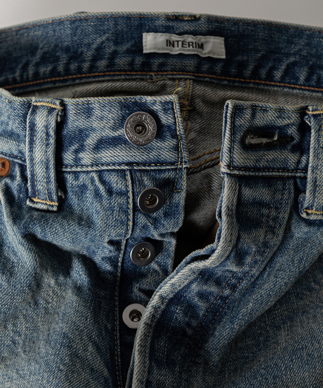 INTÉRIM インテリム |  VINTAGE WWII 1943 HEAVY KIBATA SHUTTLE DENIM JEANS