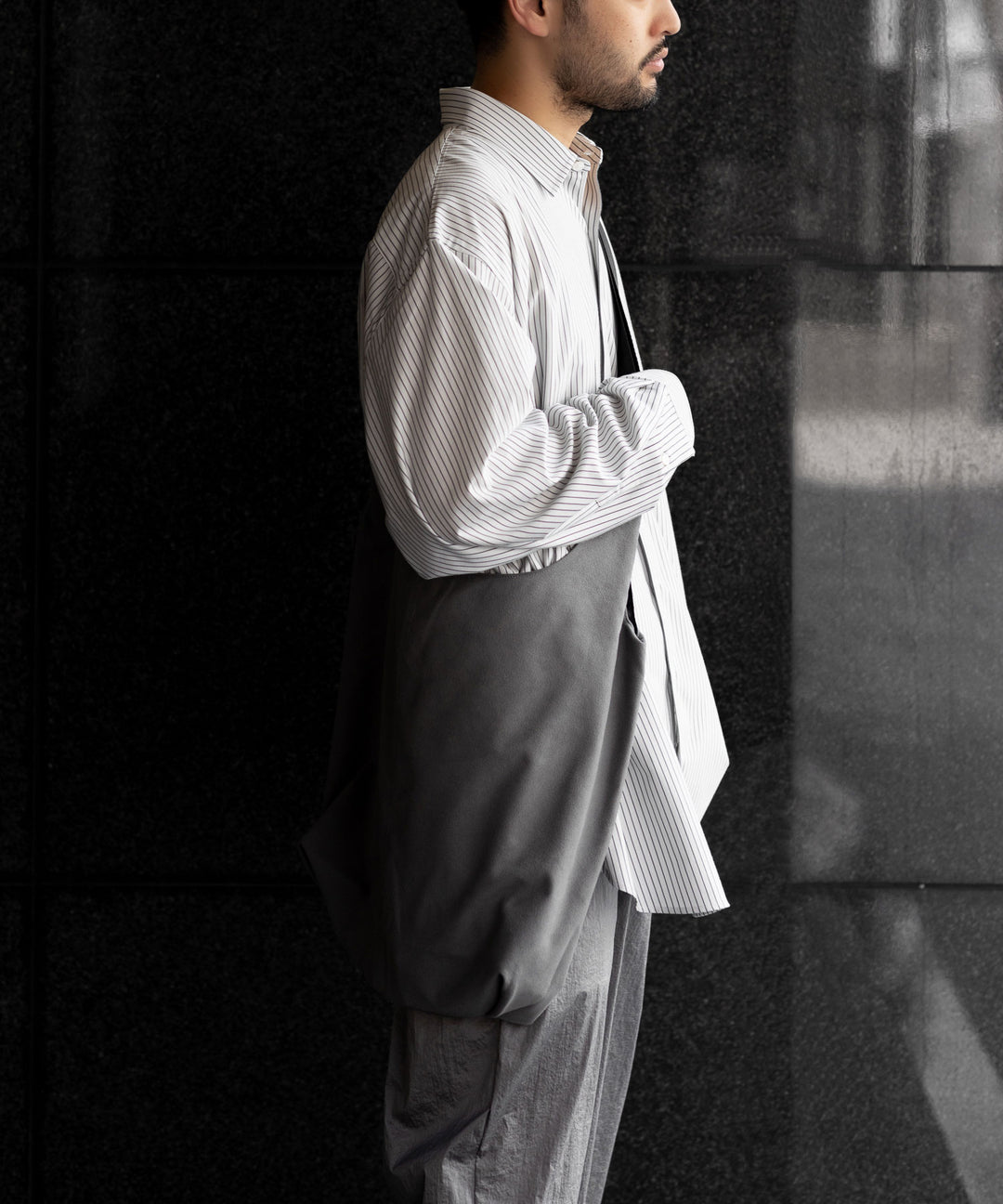STYLING | KANEMASAのストライプシャツ GREY STRIPE