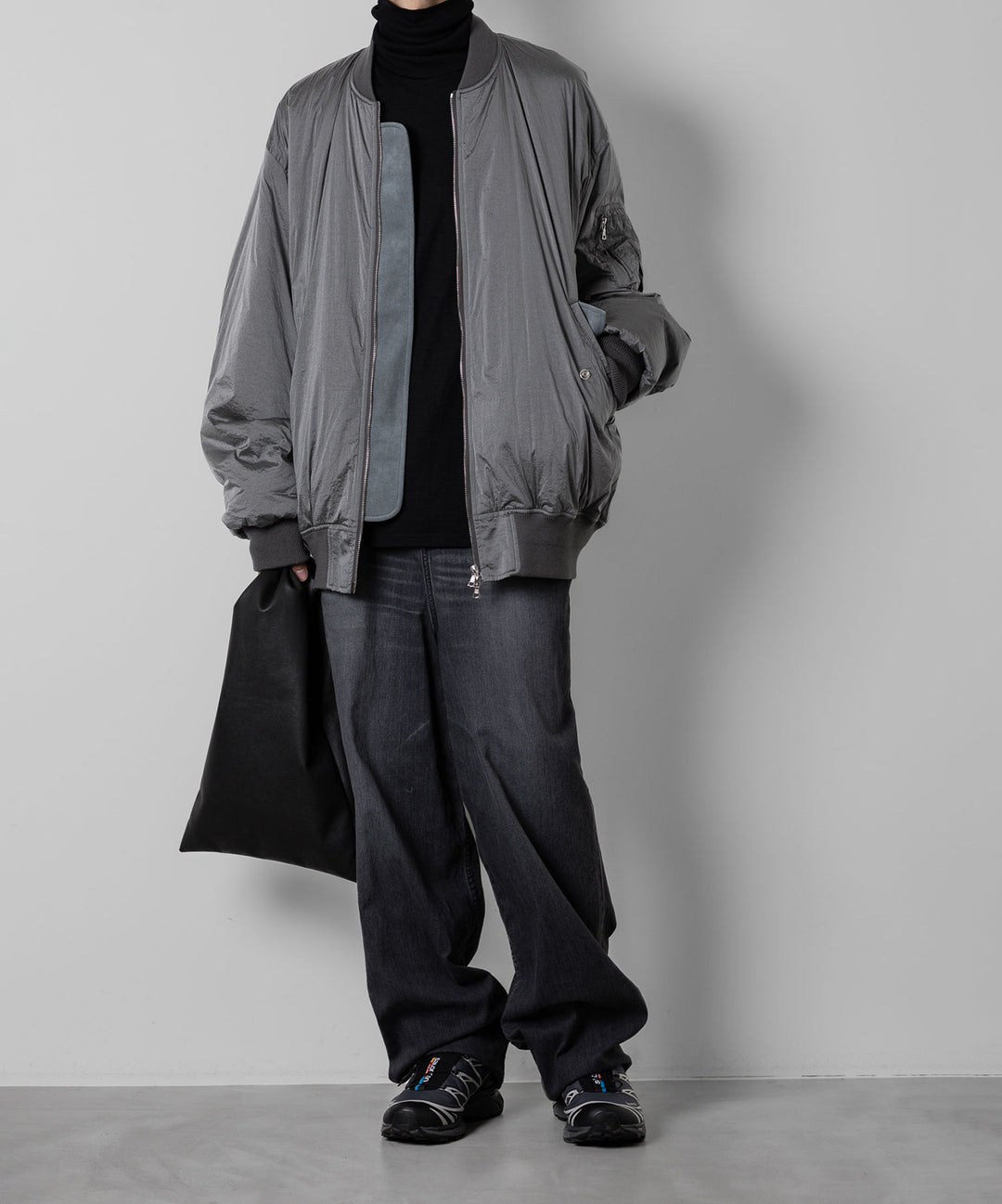 STYLING | atoのWASHED WIDE DENIMのスタイル