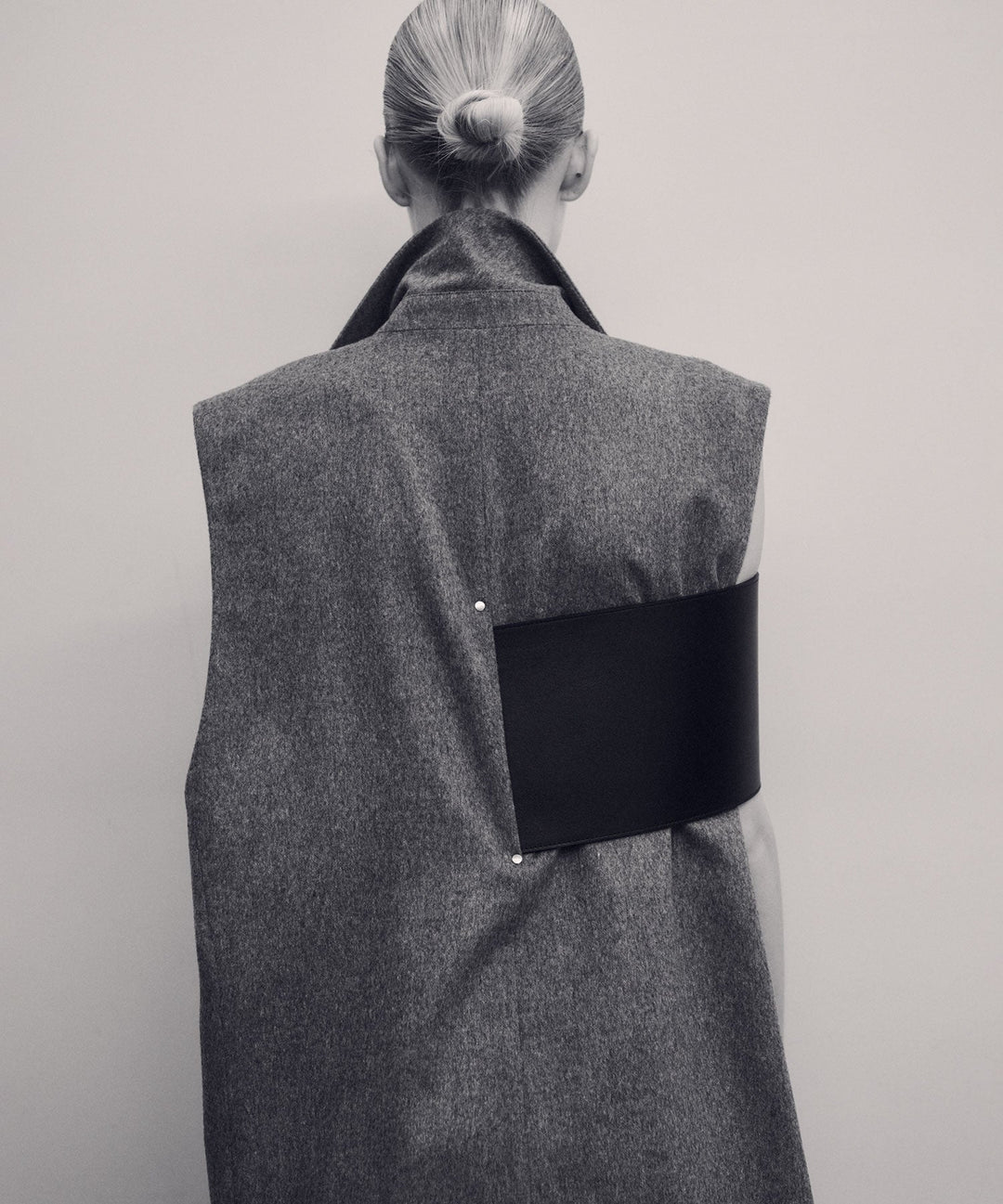ssstein シュタイン25AW COLLECTIONのLOOKが公開されました。ご予約はこちらから