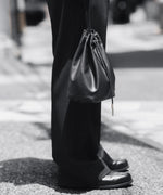 画像をギャラリービューアに読み込む, ATTACHMENT / EXCLUSIVE ITEMアタッチメントのSYNTHETIC LEATHER SMALL BUCKET BAG - BLACKの公式通販サイトsession福岡セレクトショップ
