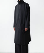 画像をギャラリービューアに読み込む, ato(アトウ)のRECYCLE POLYESTER STAND COLLAR COAT - BLACKの公式通販サイトsession福岡セレクトショップ
