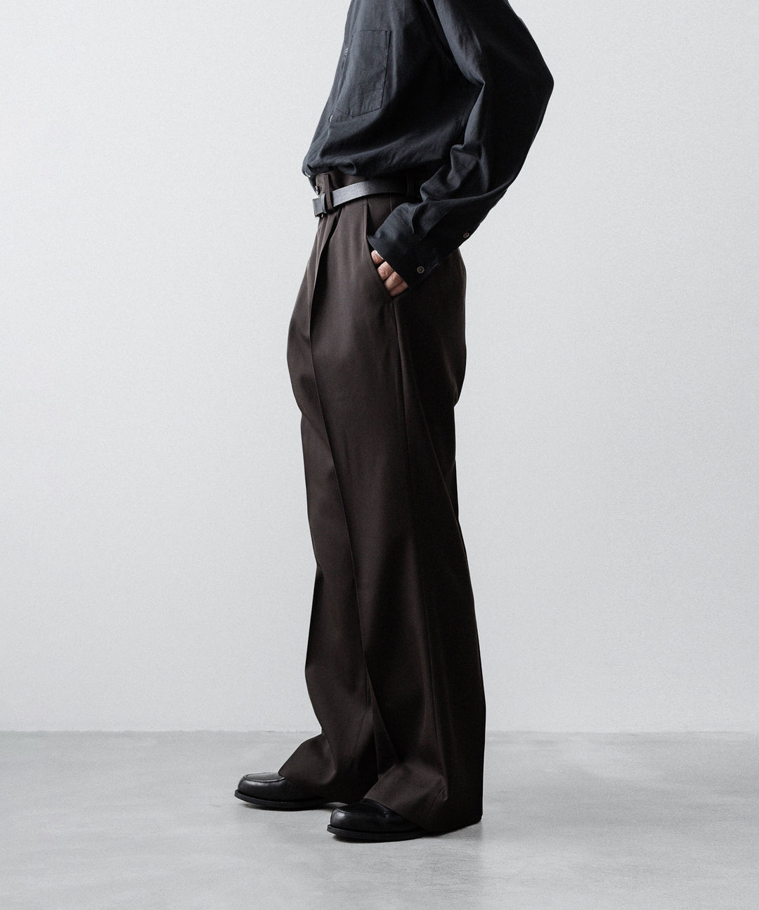 ssstein(シュタイン)のFLARE TROUSERS - GREY KHAKIの公式通販サイトsession福岡セレクトショップ