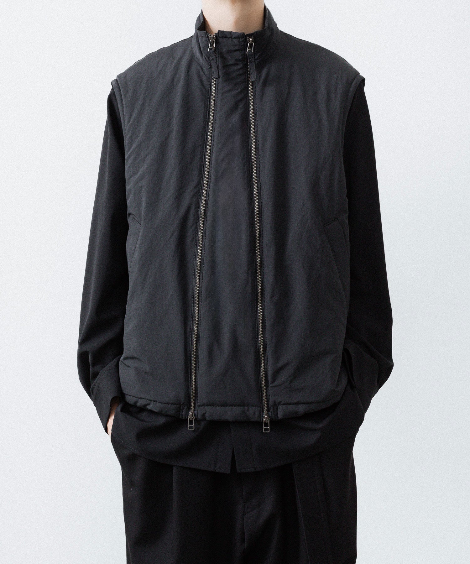 UJOH ウジョーのW ZIP VESTのBLACK 公式通販サイトsession福岡セレクトショップ