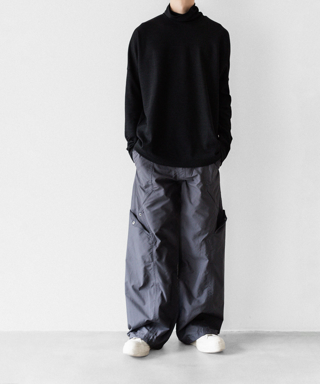 OPPOSE DUALITY-オポーズデュアリティの8 POCKET PANEL WIDE SHELL TRSのGRAY