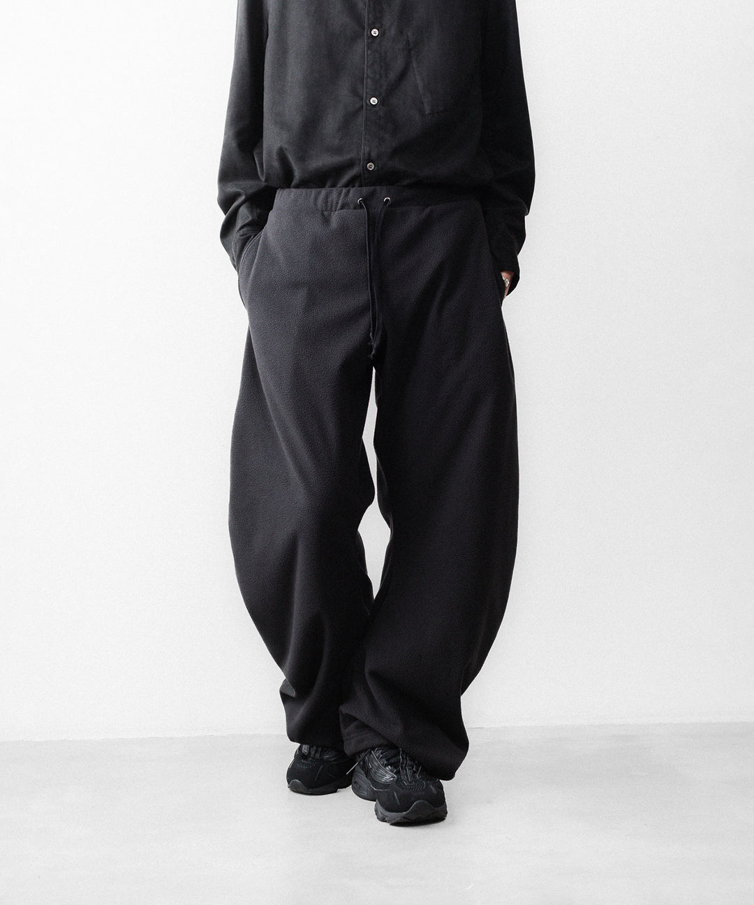 OPPOSE DUALITY-オポーズデュアリティのTWIST FLEECE TRSのBLACK公式通販サイトsession福岡セレクトショップ