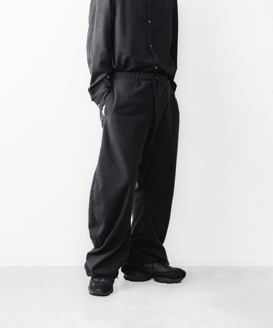 OPPOSE DUALITY-オポーズデュアリティのTWIST FLEECE TRSのBLACK公式通販サイトsession福岡セレクトショップ