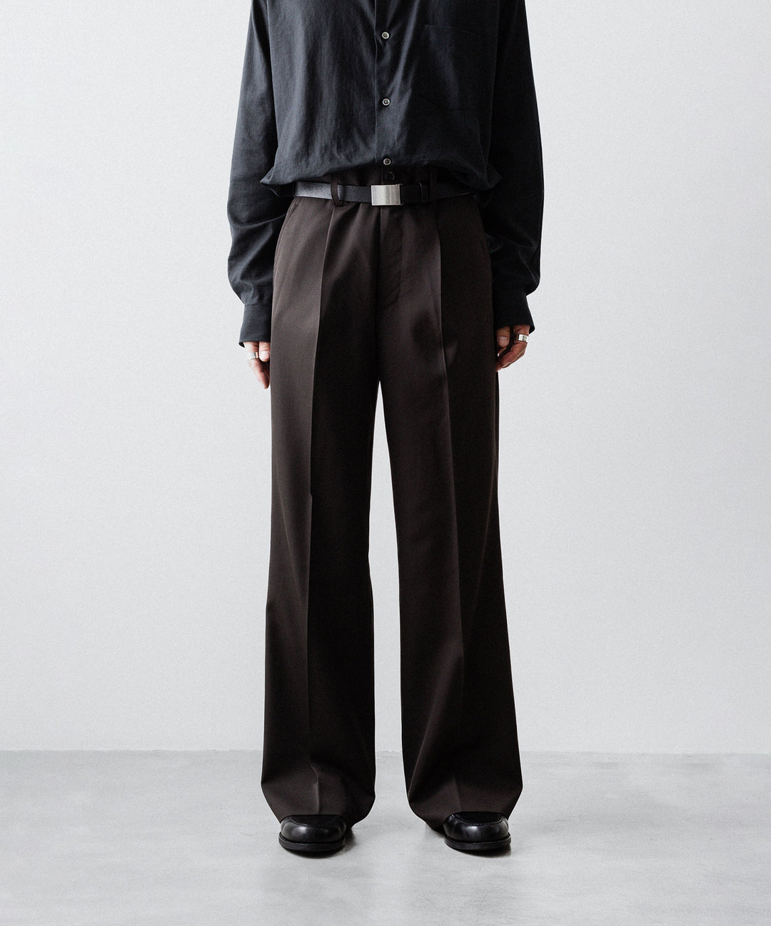 ssstein(シュタイン)のFLARE TROUSERS - GREY KHAKIの公式通販サイトsession福岡セレクトショップ