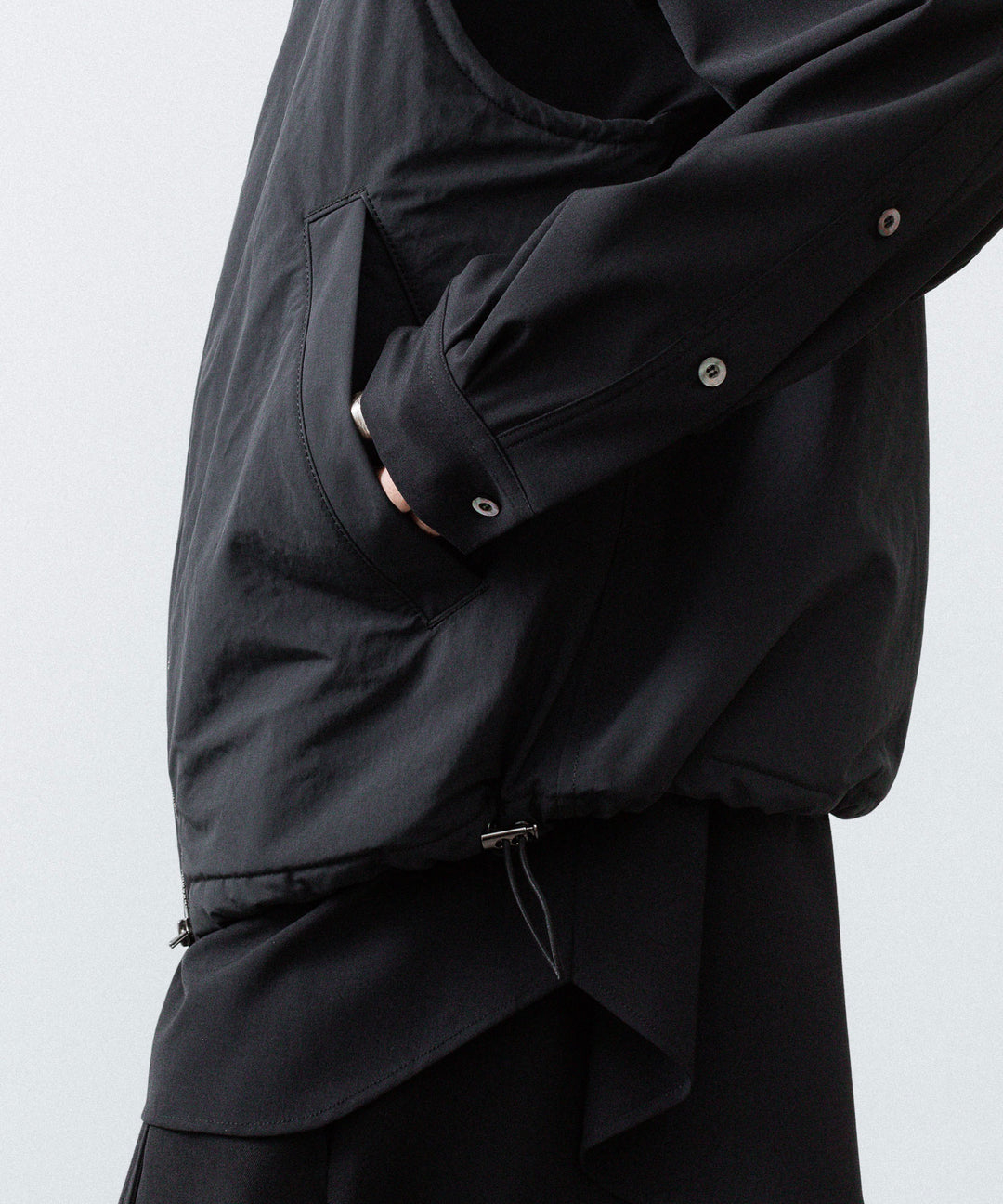 UJOH ウジョーのW ZIP VESTのBLACK 公式通販サイトsession福岡セレクトショップ