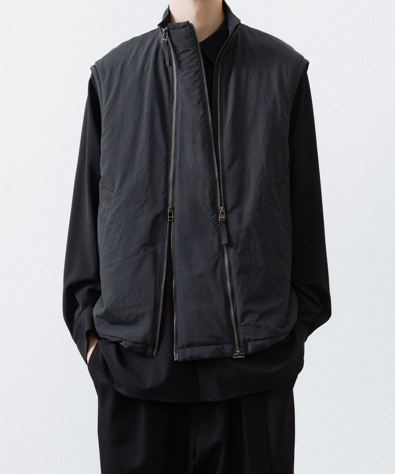 UJOH ウジョーのW ZIP VESTのBLACK 公式通販サイトsession福岡セレクトショップ
