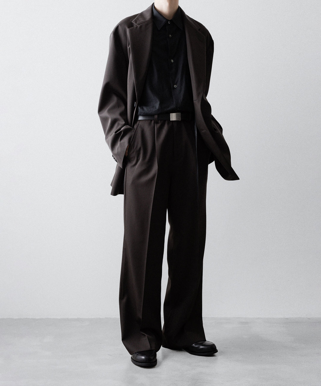 ssstein(シュタイン)のFLARE TROUSERS - GREY KHAKIの公式通販サイトsession福岡セレクトショップ