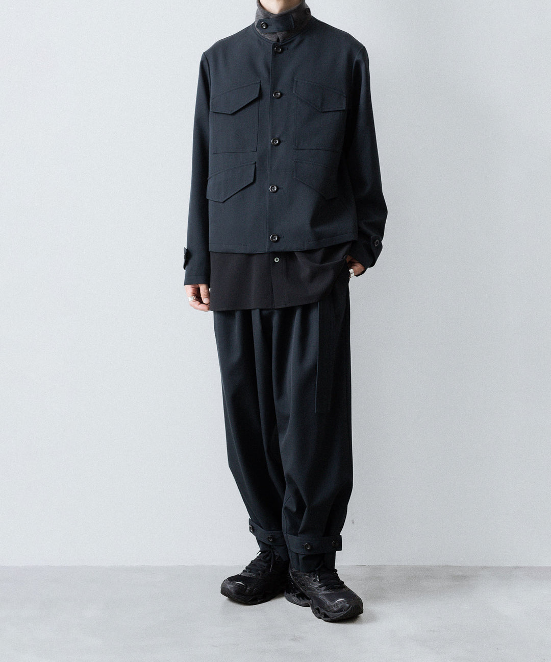 UJOH - ウジョーのTAB BELT PNTのGRAYISH NAVY公式通販サイトsession福岡セレクトショップ