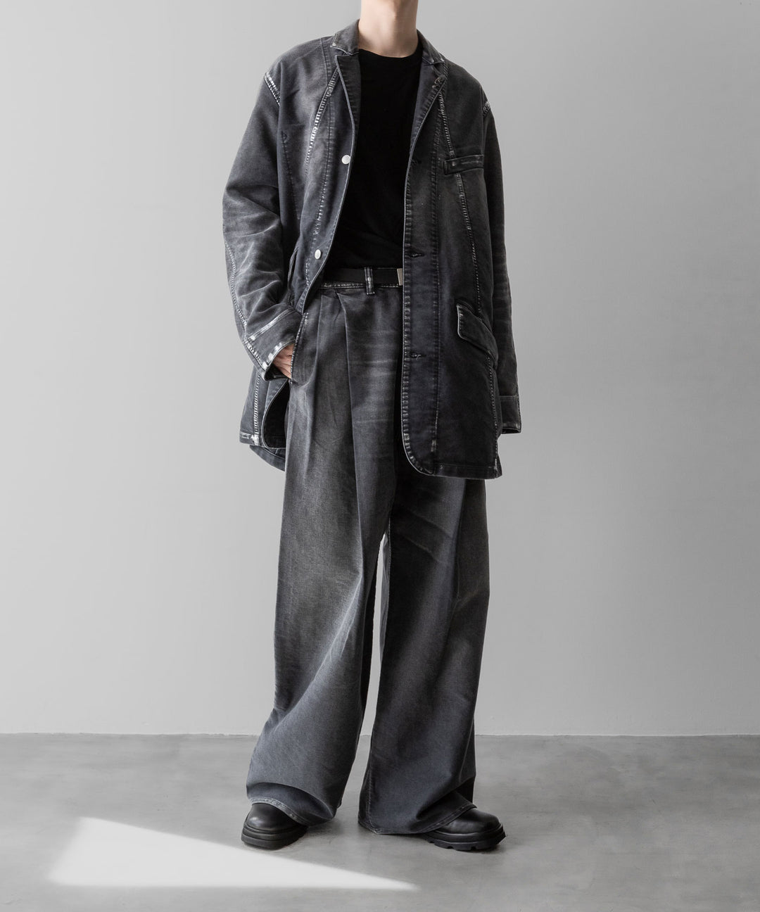 SUBLATIONS サブレーションズのMOLESKINE 2TUCK WIDE BAGGY PANTS - BLACKの公式通販サイトsession福岡セレクトショップ