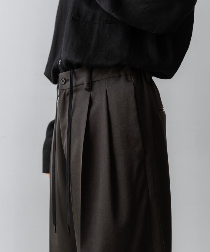ssstein(シュタイン)のTWO TUCK EASY TROUSERS - GREY KHAKIの公式通販サイトsession福岡セレクトショップ