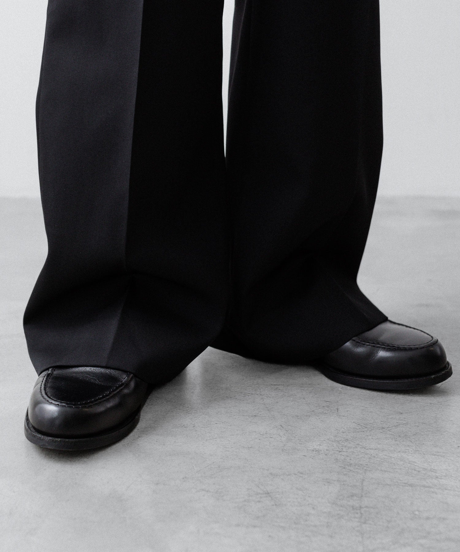 ssstein / シュタイン】FLARE TROUSERS - BLACK | 公式通販サイト