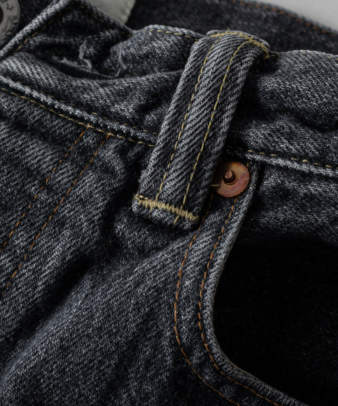 【INTÉRIM】インテリムの大戦モデルジーンズ VINTAGE WWII 1943 HEAVY KIBATA SHUTTLE DENIM JEANS - U.BLACK 公式通販サイトsession福岡セレクトショップ