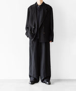 画像をギャラリービューアに読み込む, 【INTÉRIM】WOOL CREPE SABLE VOILE DEADSTOCK FABRIC PIPING DOUBLE JACKET - BLACK
