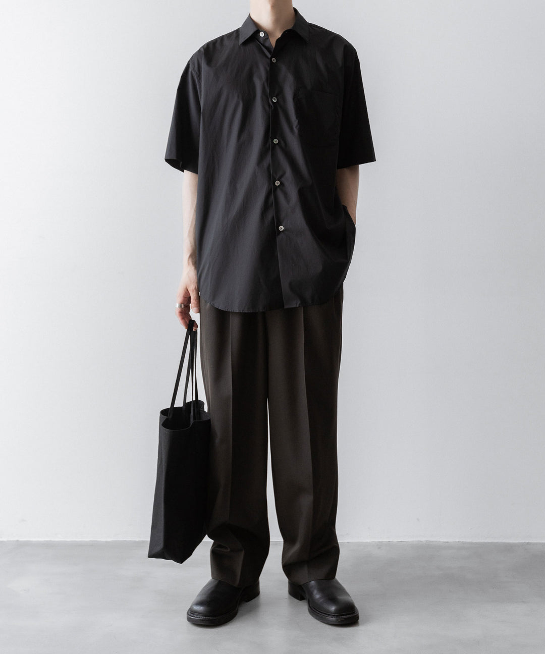 ssstein(シュタイン)のTWO TUCK EASY TROUSERS - GREY KHAKIの公式通販サイトsession福岡セレクトショップ