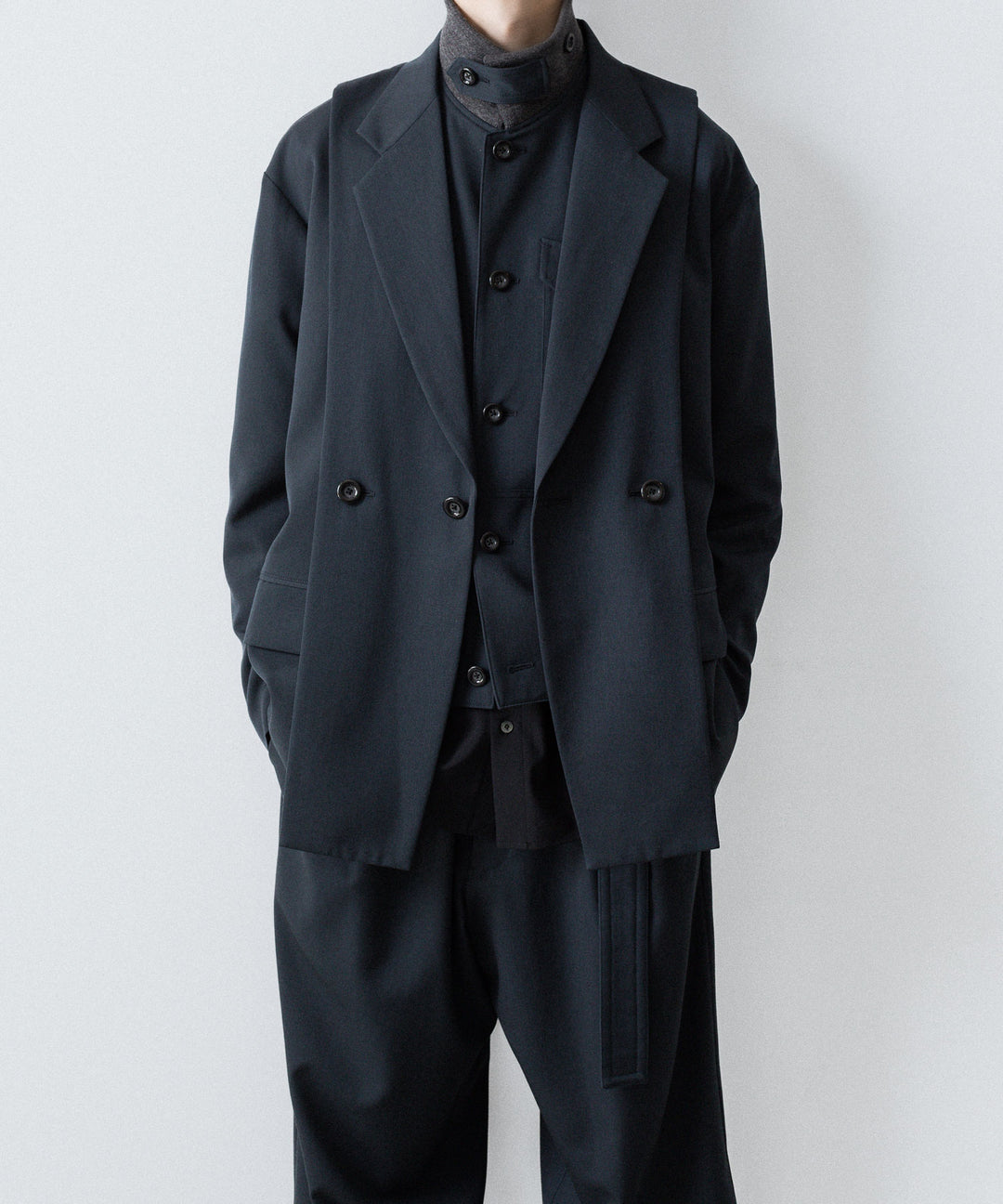UJOH - ウジョーのCUT UP DROP SHOULDER JKTのGRAYISH NAVY公式通販サイトsession福岡セレクトショップ