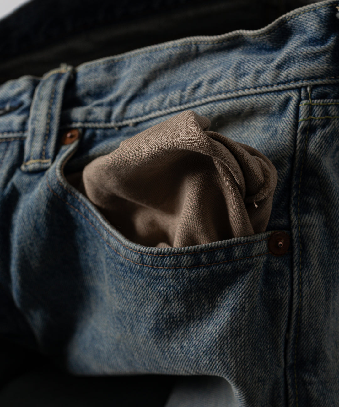 【INTÉRIM】インテリムの大戦モデルジーンズ VINTAGE WWII 1943 HEAVY KIBATA SHUTTLE DENIM JEANS - V.NAVY 公式通販サイトsession福岡セレクトショップ
