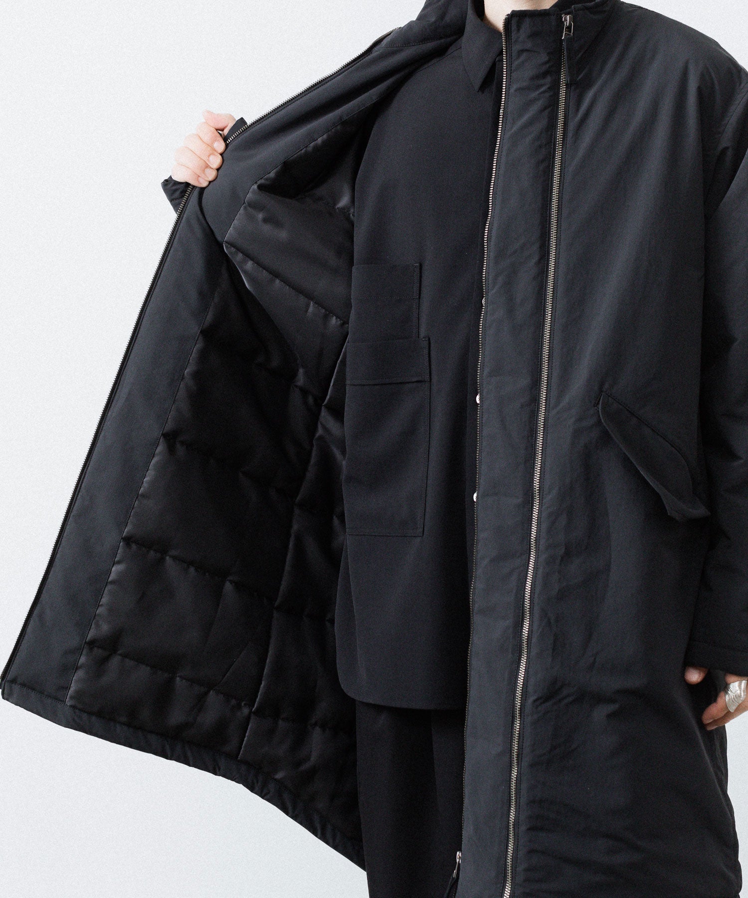 UJOH ウジョーのW ZIP FISH TAIL FIELD COATのBLACK公式通販サイトsession福岡セレクトショップ
