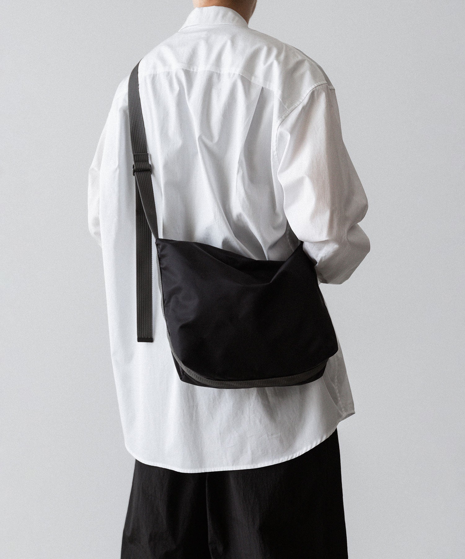 KaILI カイリのIREKO NS POUCH MのBLACKの公式通販サイトsession福岡セレクトショップ