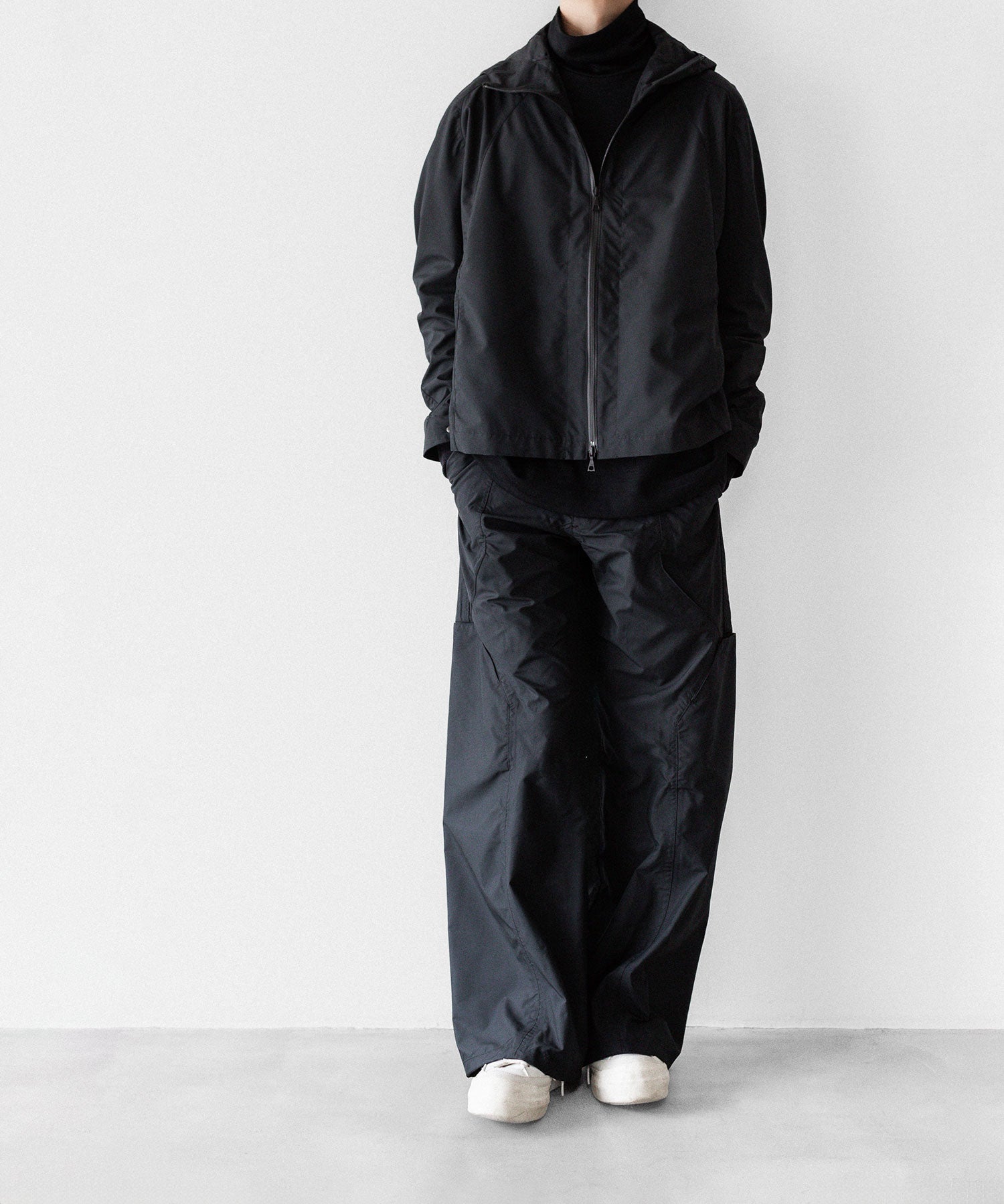 【OPPOSE DUALITY】SHORT PARKA SHELL - BLACK