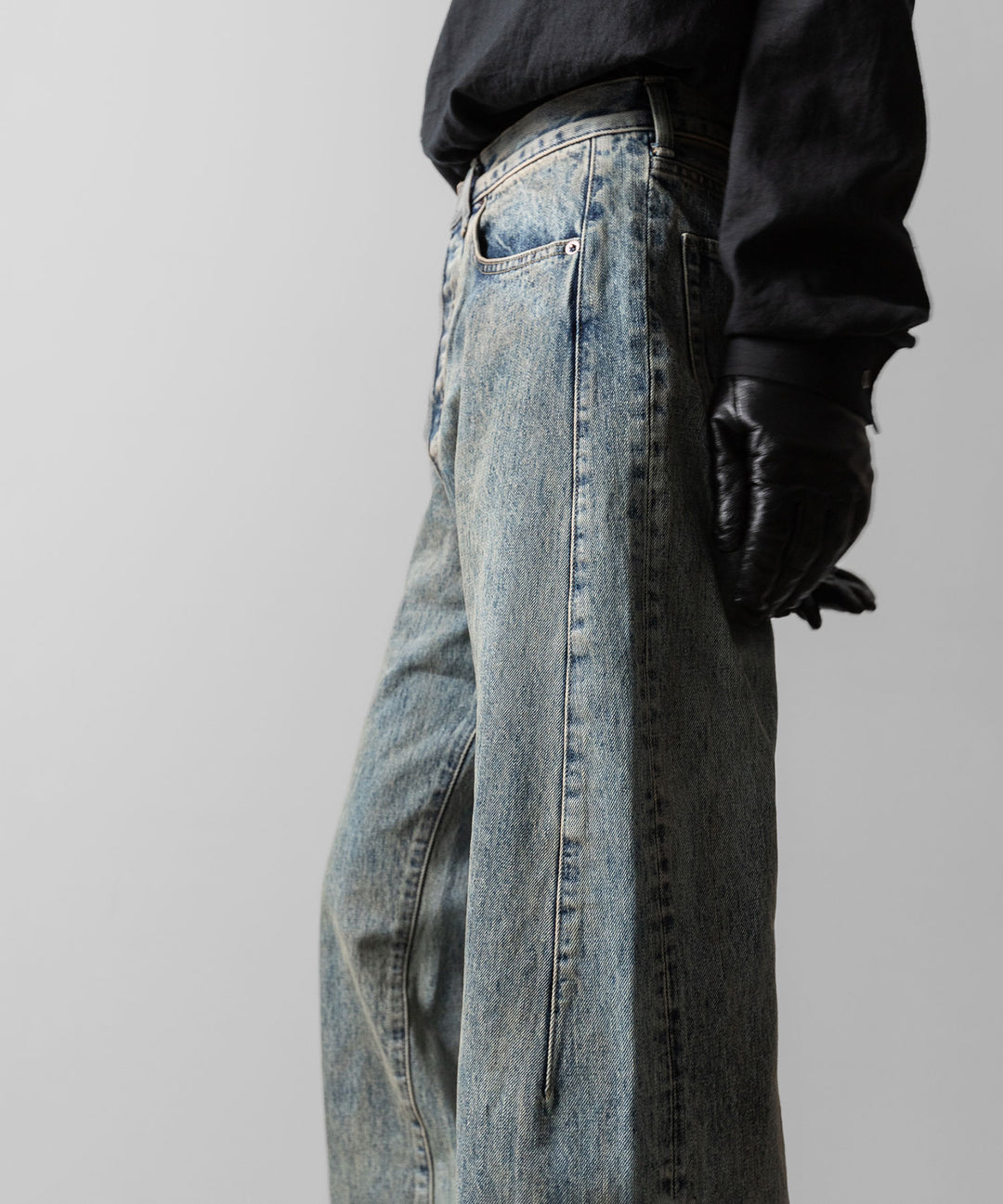 ssstein(シュタイン)のDEFORMED FLARE VINTAGE DENIM JEANS - INDIGOの公式通販サイトsession福岡セレクトショップ
