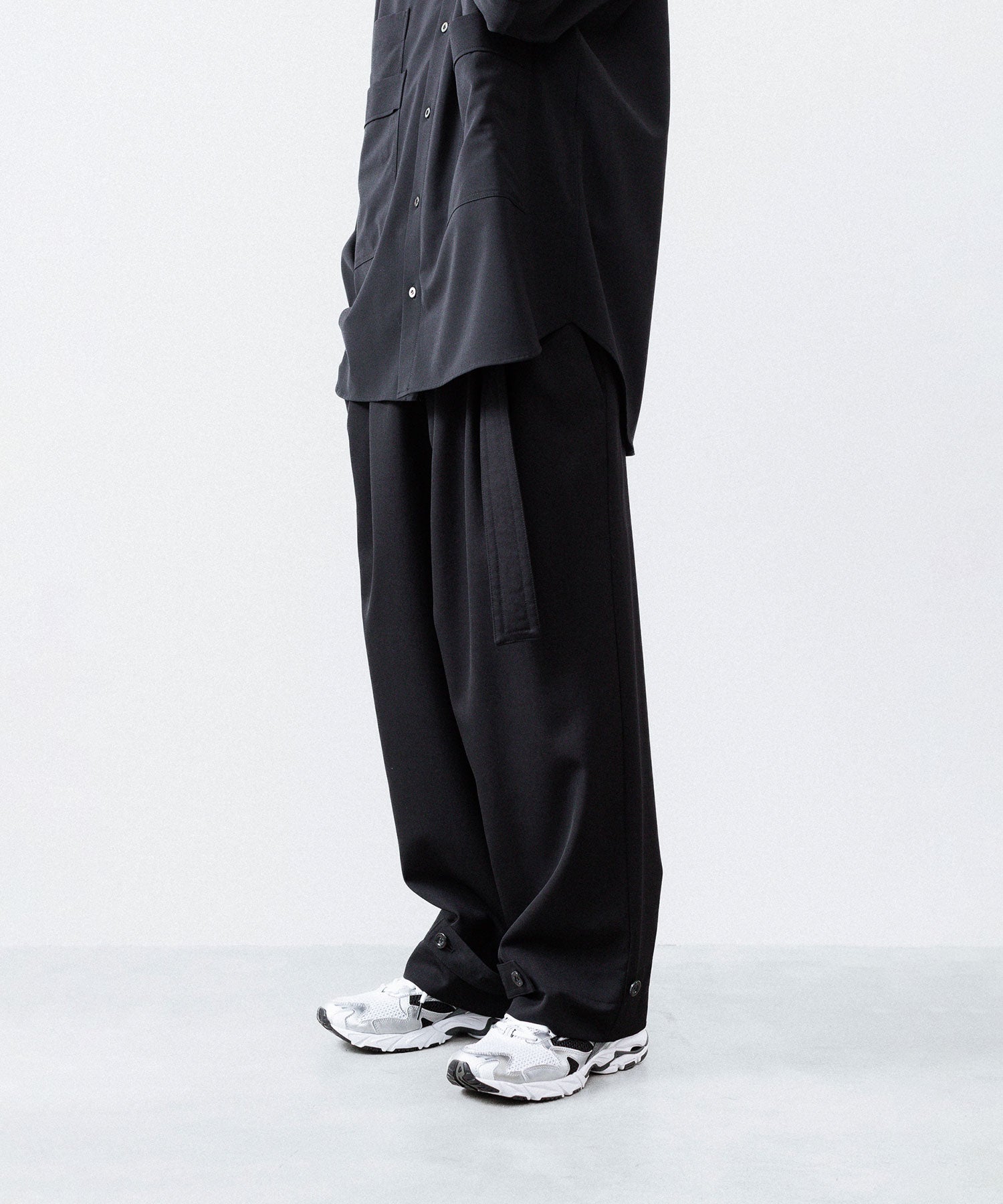 UJOH - ウジョーのTAB BELT PNTのBLACK公式通販サイトsession福岡セレクトショップ