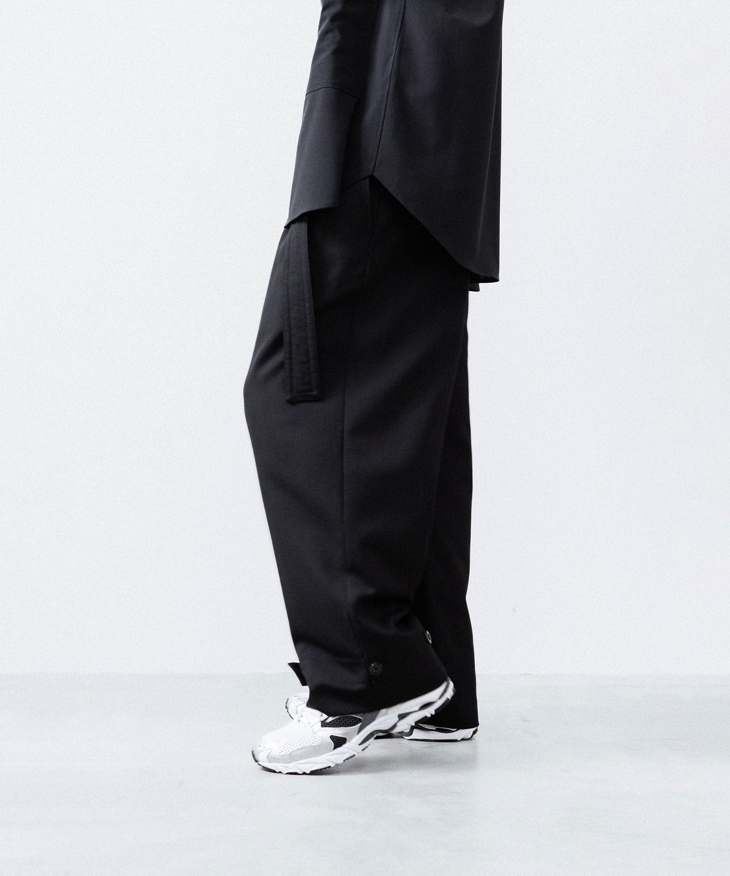 UJOH - ウジョーのTAB BELT PNTのBLACK公式通販サイトsession福岡セレクトショップ