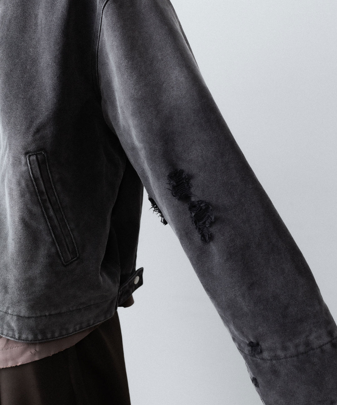 【CODA】FADED BLACK DAMAGED CANVAS CREW JACKET - BLACK