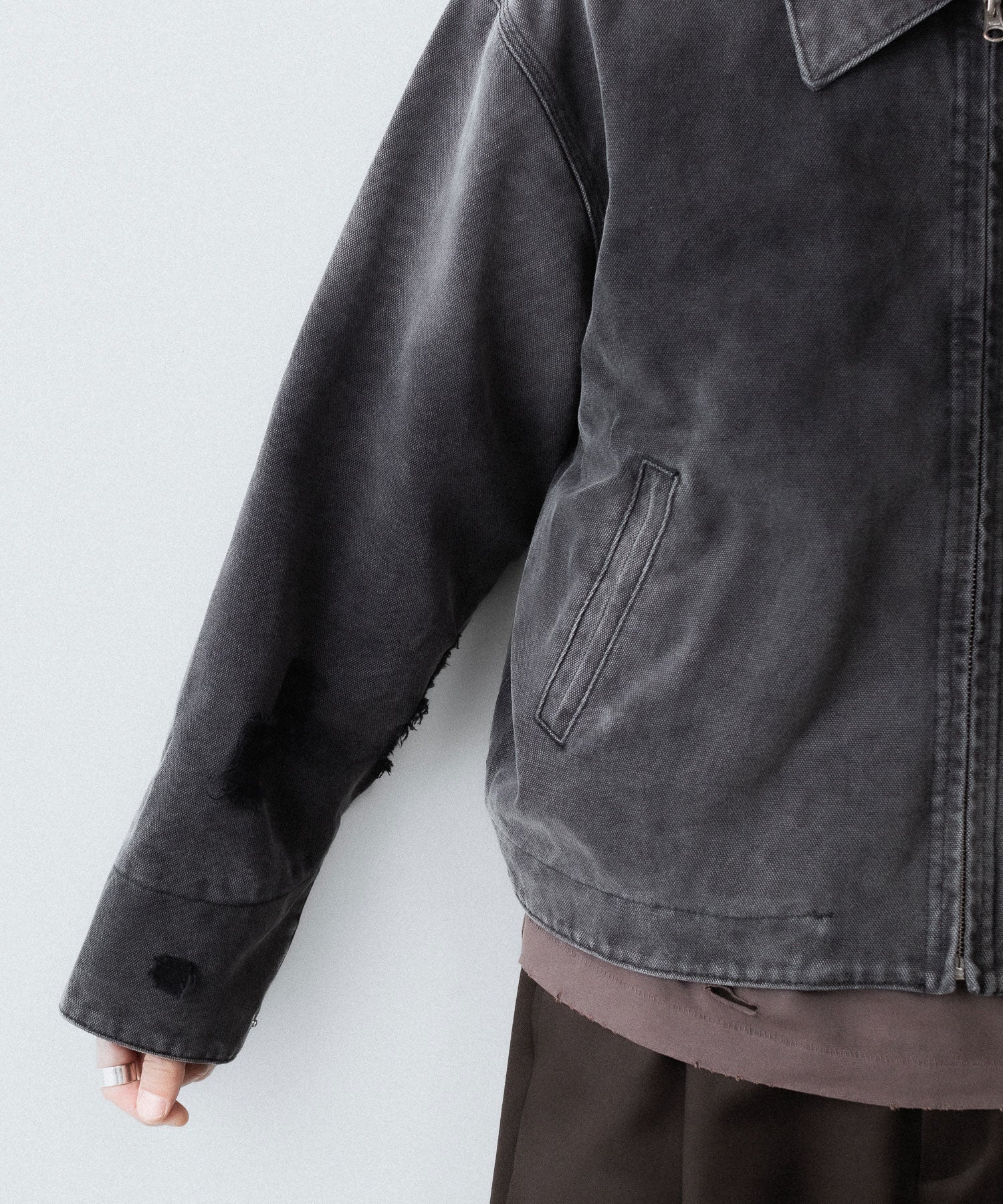 【CODA】FADED BLACK DAMAGED CANVAS CREW JACKET - BLACK