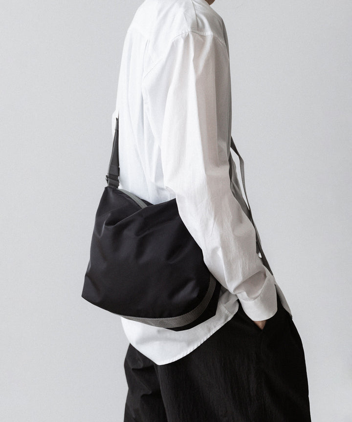 KaILI カイリのIREKO NS POUCH MのBLACKの公式通販サイトsession福岡セレクトショップ