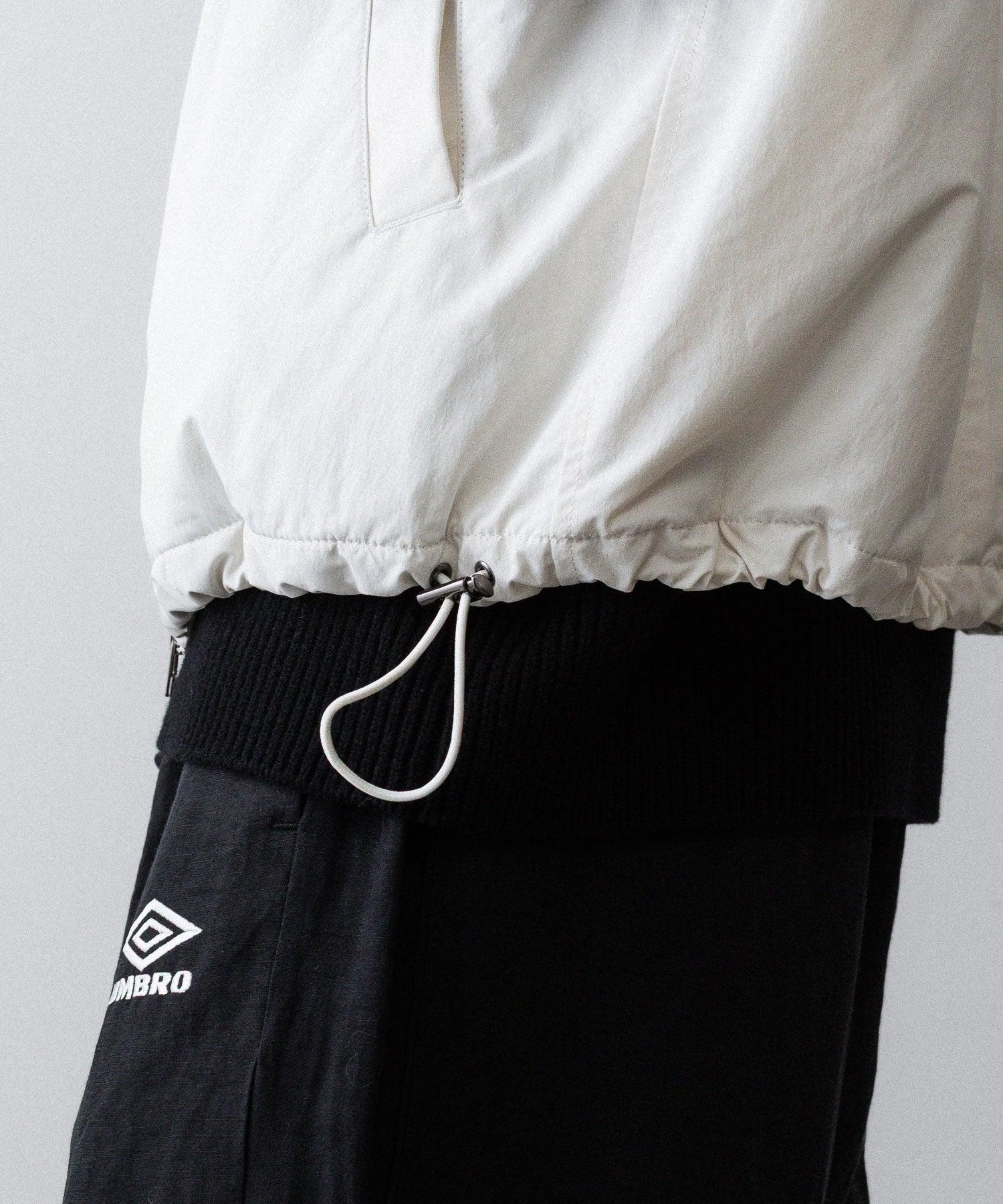 UJOH ウジョーのW ZIP VESTのIVORY公式通販サイトsession福岡セレクトショップ