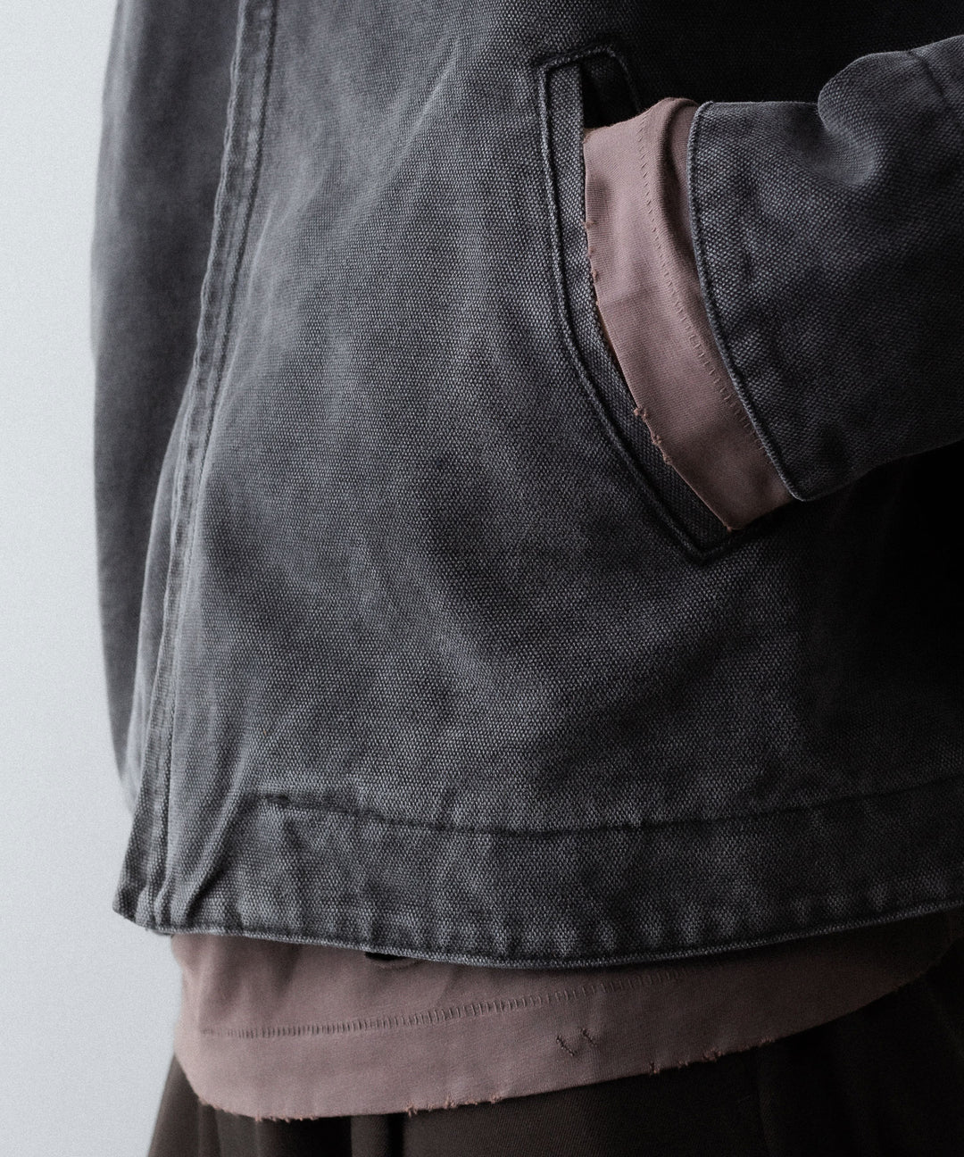 【CODA】FADED BLACK DAMAGED CANVAS CREW JACKET - BLACK