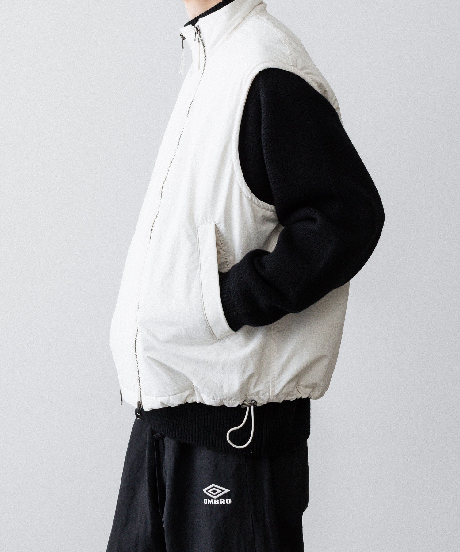 UJOH ウジョーのW ZIP VESTのIVORY公式通販サイトsession福岡セレクトショップ