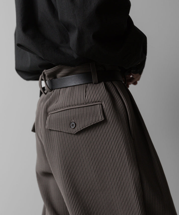 【ssstein】GRADATION PLEATS TWO TUCK TROUSERS - D.GREIGE シュタイン 23SS sessionセッション 福岡セレクトショップ 公式通販サイト