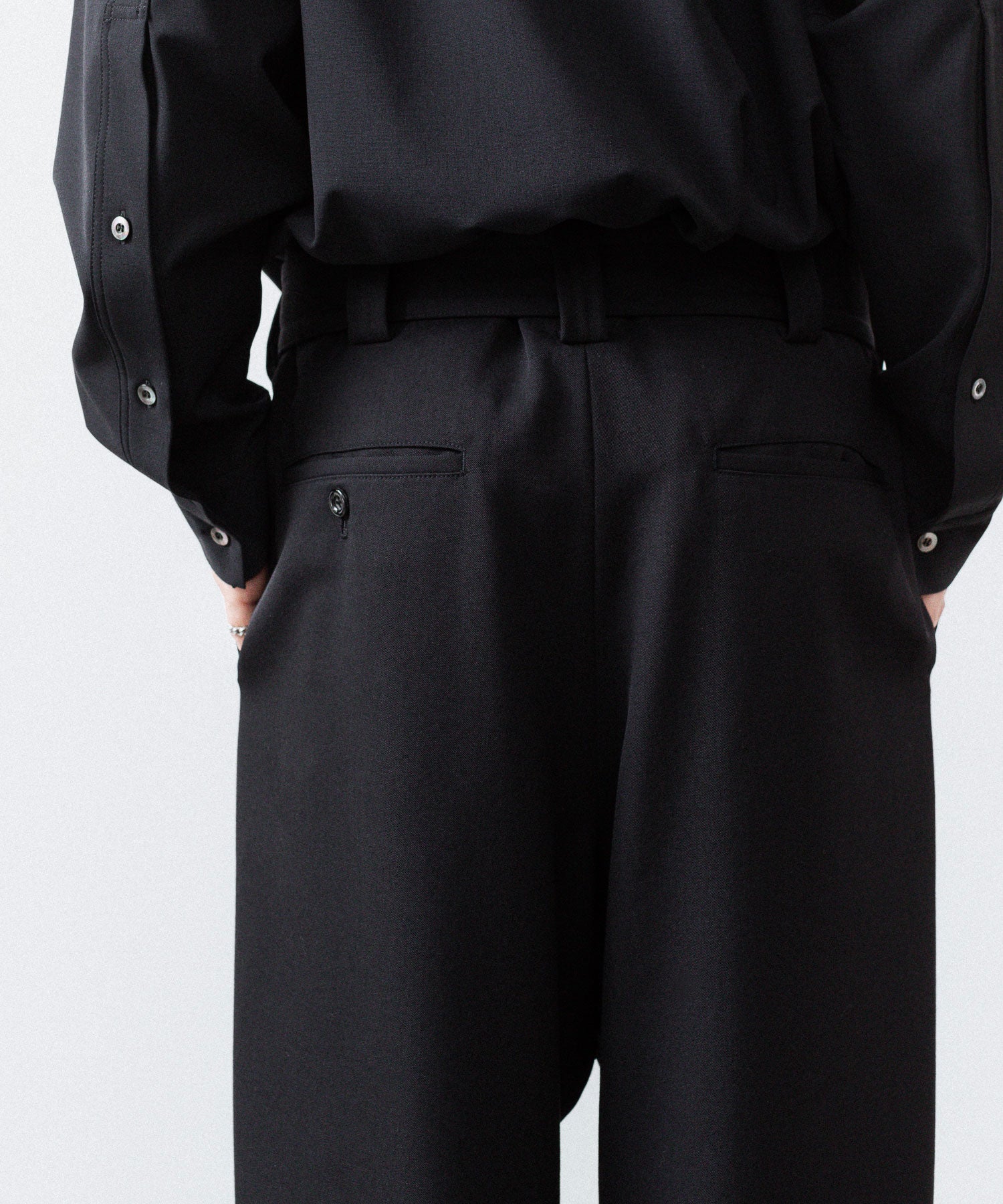 UJOH - ウジョーのTAB BELT PNTのBLACK公式通販サイトsession福岡セレクトショップ