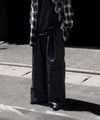 【ANTHEM A】LEATHER LIKE 2TUCK WIDE PANTS - BLACK