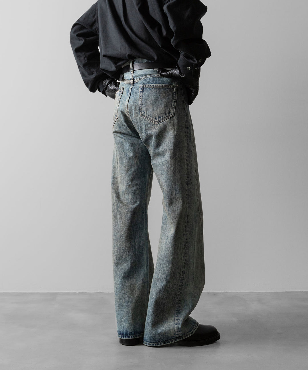 ssstein(シュタイン)のDEFORMED FLARE VINTAGE DENIM JEANS - INDIGOの公式通販サイトsession福岡セレクトショップ
