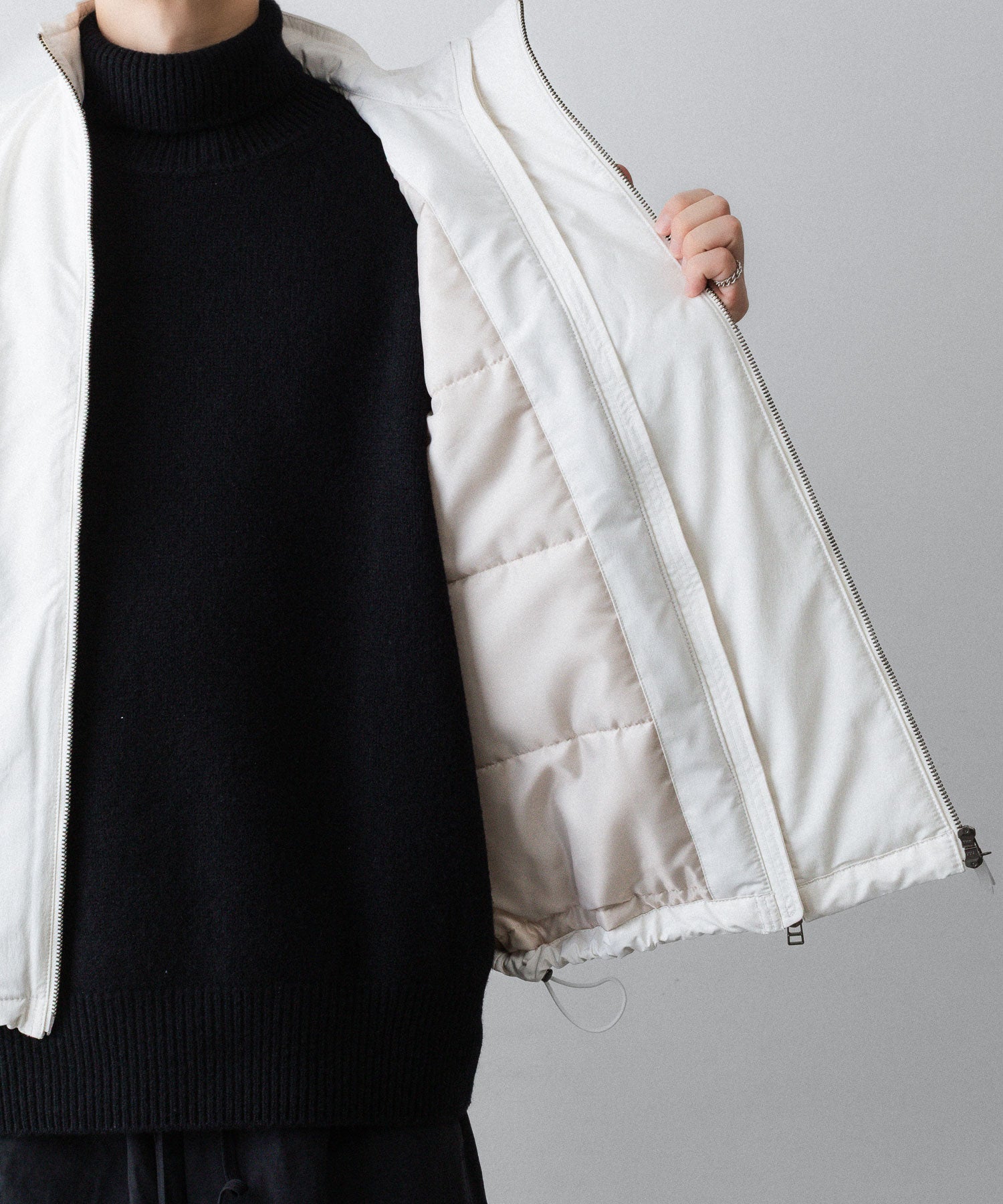 UJOH ウジョーのW ZIP VESTのIVORY公式通販サイトsession福岡セレクトショップ