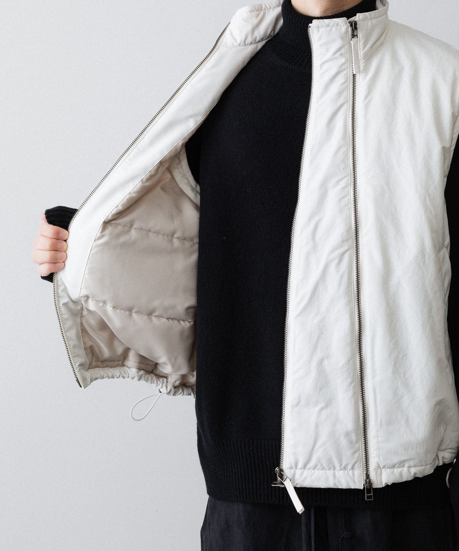 UJOH ウジョーのW ZIP VESTのIVORY公式通販サイトsession福岡セレクトショップ